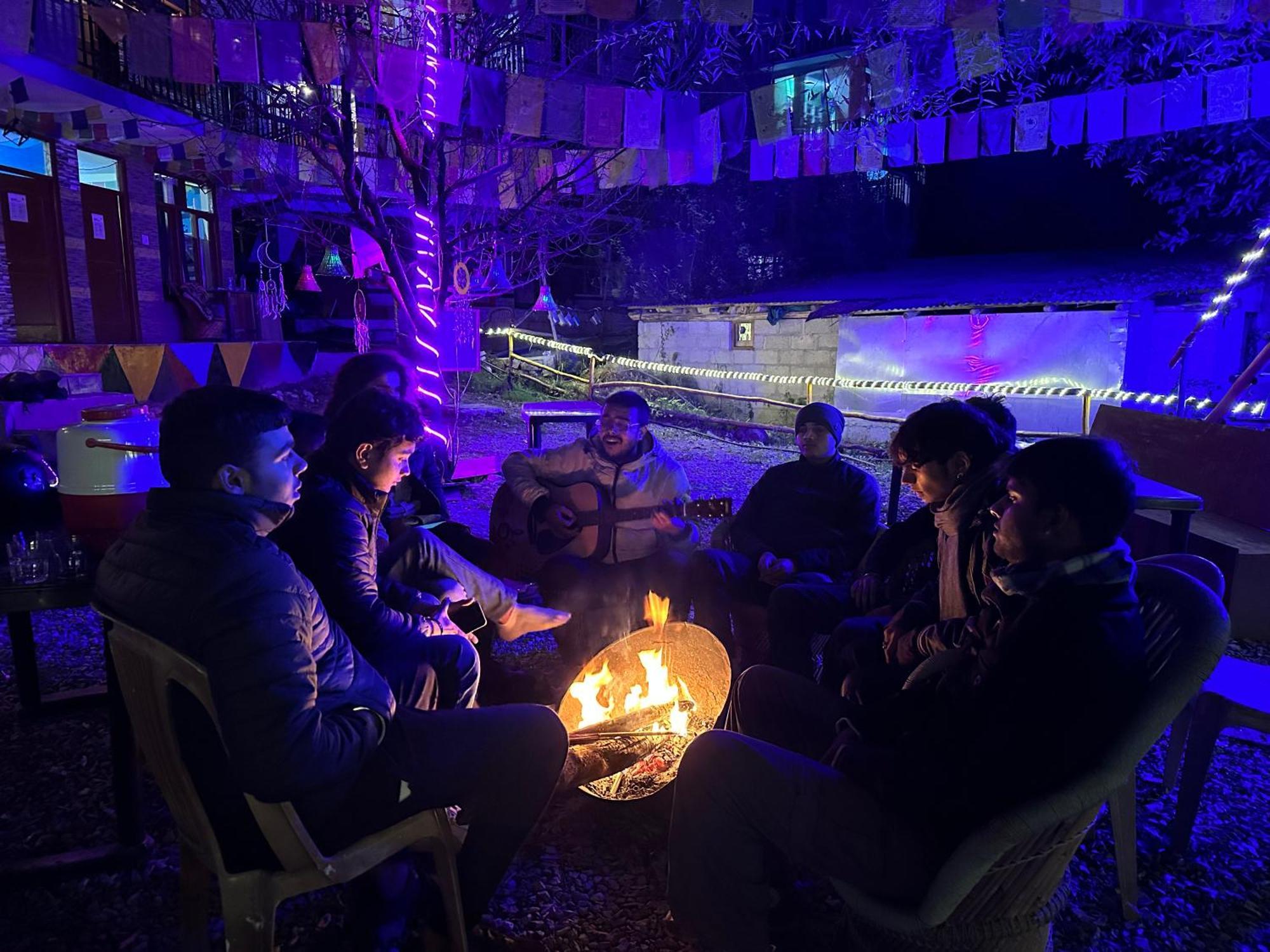 Hostel 360 Degree, Jibhi מראה חיצוני תמונה